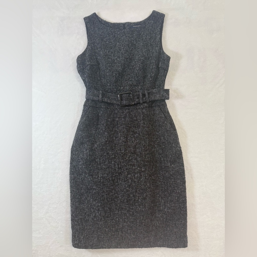 Banana republic petite black-and-white wool dress size 2P work-Flaw read below